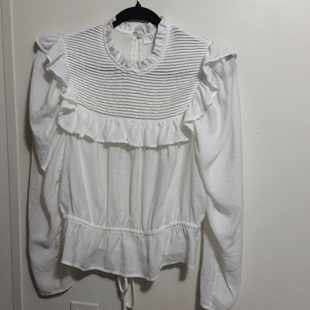 ASTR The Label So Summer Vibe Goth Girls Ruffle Shoulder‎ Blouse